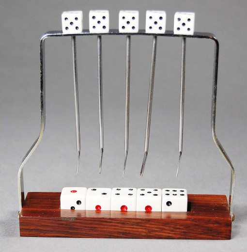 Cocktail-picks with rack