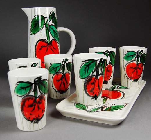 Gallo, jug and mugs