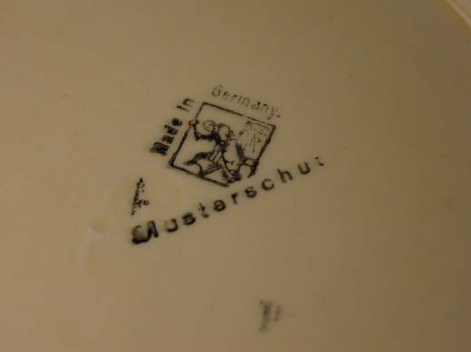 Steingutfabrik Bad Schmiedeberg, Kuchenplatte