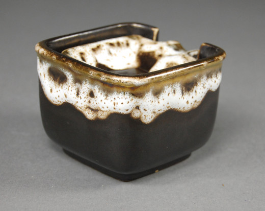 ashtrays, set