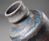 Karlsruher Majolika, Vase