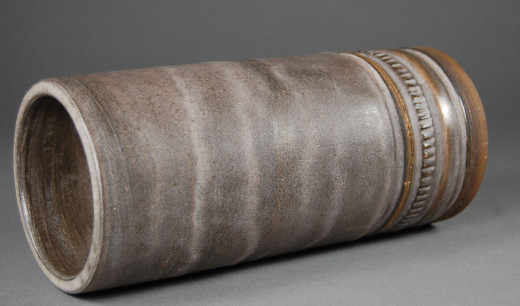 Yourstone, vase