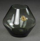 Taube, Alfred; vase