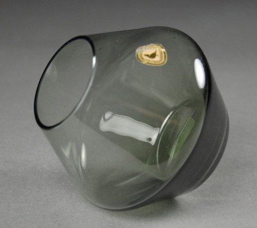 Taube, Alfred; vase