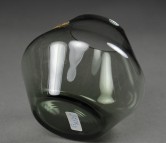 Taube, Alfred; vase