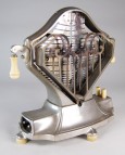 Landers, Frary & Clark, Brotrster Universal E 9411