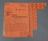 Vierte Reichskleiderkarte, 1944