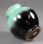 Bay, Vase