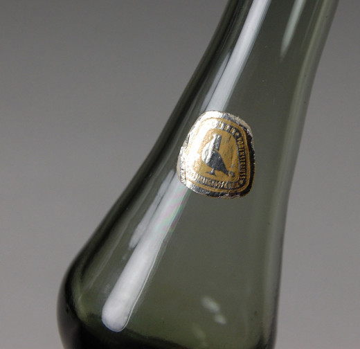 Taube, Alfred; Vase