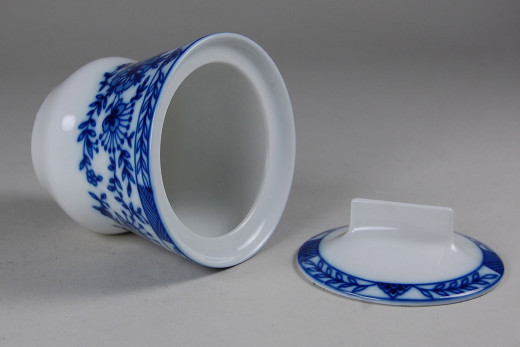 C. M. Hutschenreuther, tableware Egeria, sugar no. 3