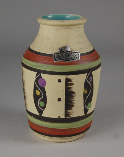 Bay, Vase