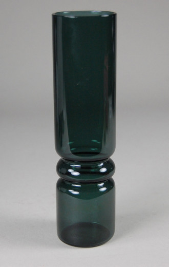 Taube, Alfred; Vase