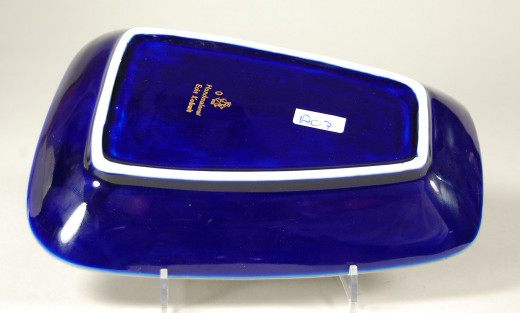 VEB lteste Porzellanmanufaktur Volkstedt-Rudolstadt, bowl