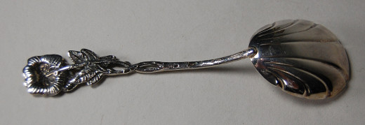 Bach, Christoph; spoon for cream Hildesheimer Rose