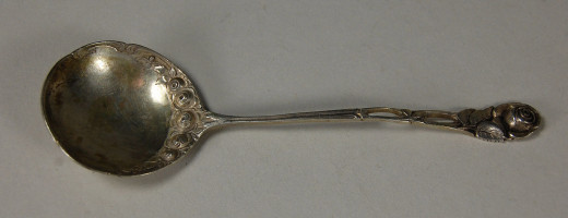 Sahnelffel, unbekannt; Hildesheimer Rose