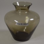 Taube, Alfred; Vase