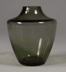 Taube, Alfred; vase